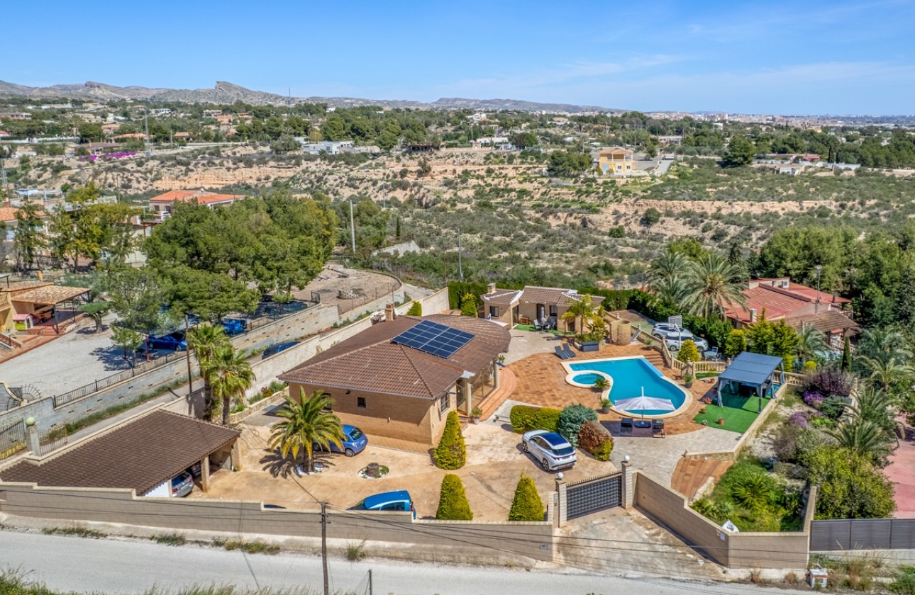 Revente - Finca - Crevillente