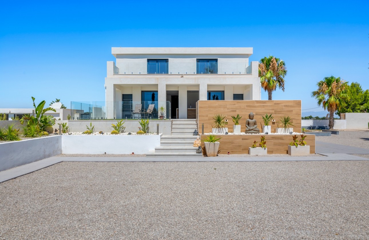 Revente - Finca - Los Montesinos - La herrada