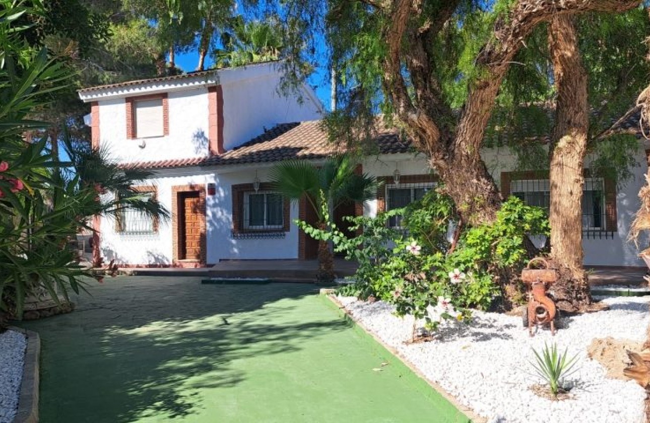Revente - finca - Orihuela Costa - Orihuela