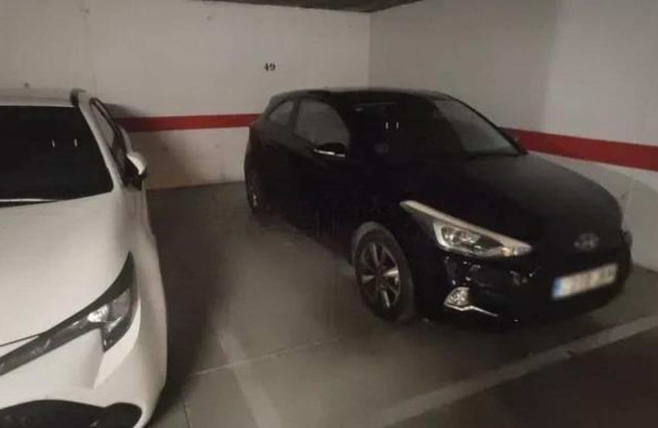 Revente - Garage - Alicante - San Gabriel