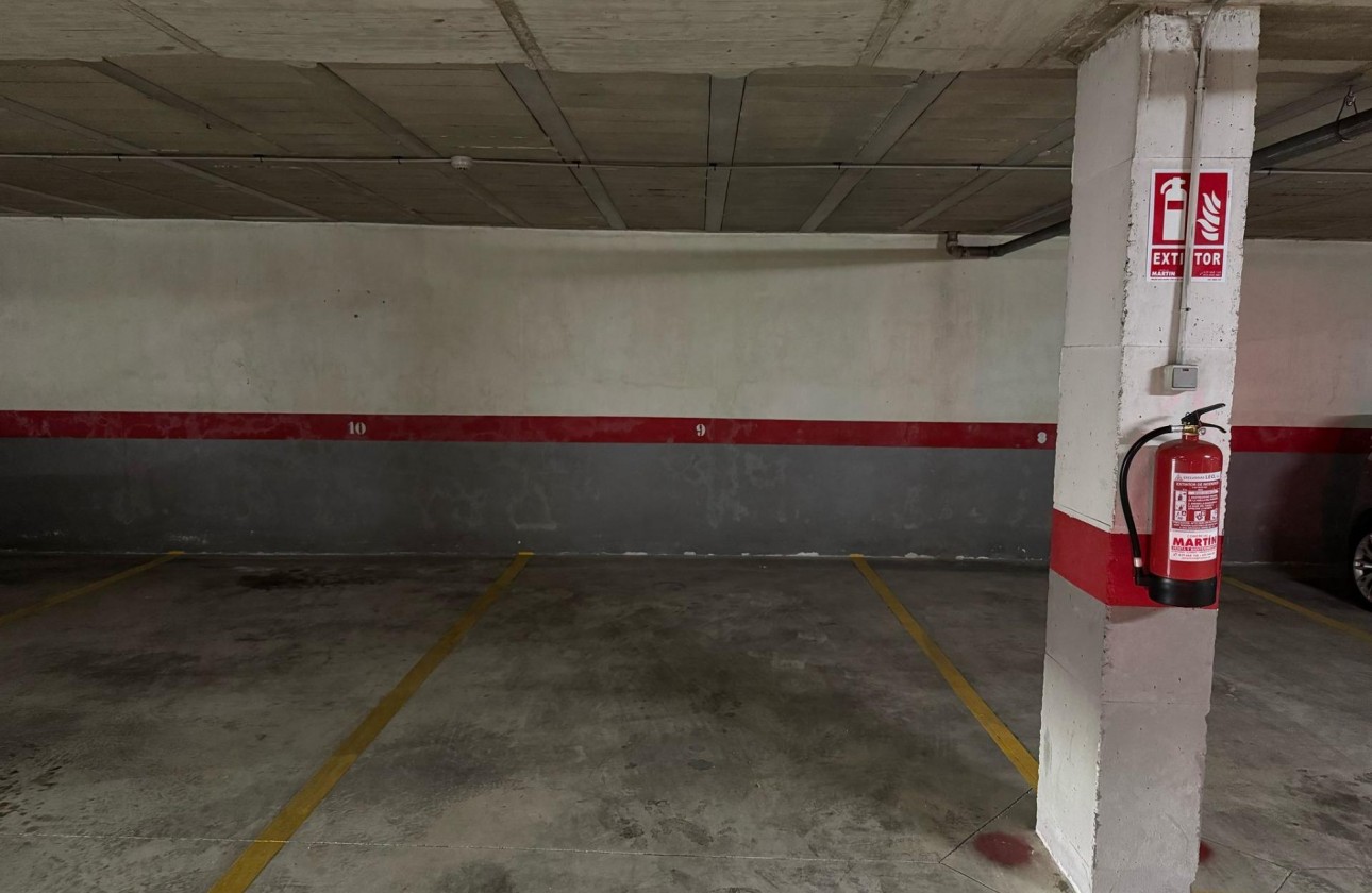 Revente - Garage - Torrevieja - Centro