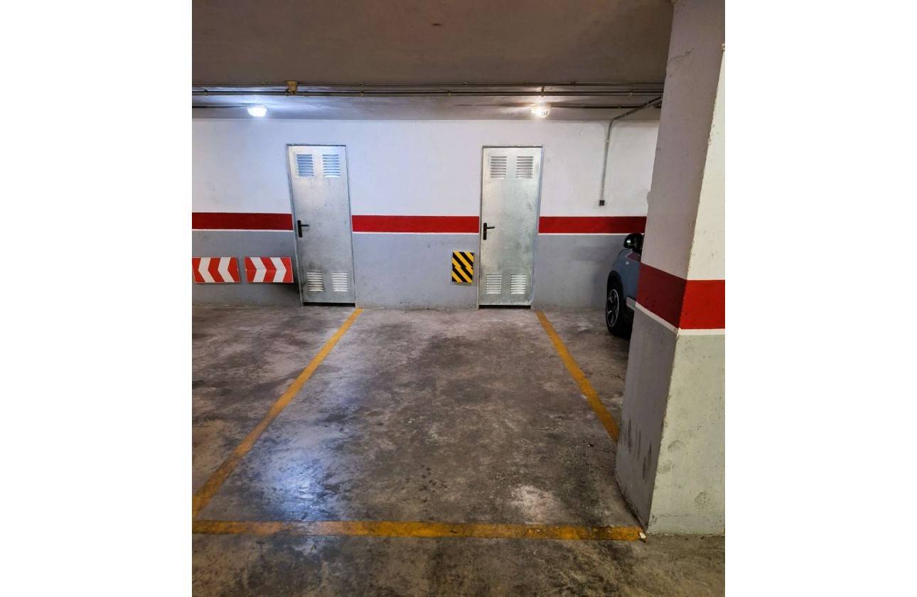 Revente - Garage - Torrevieja - Centro