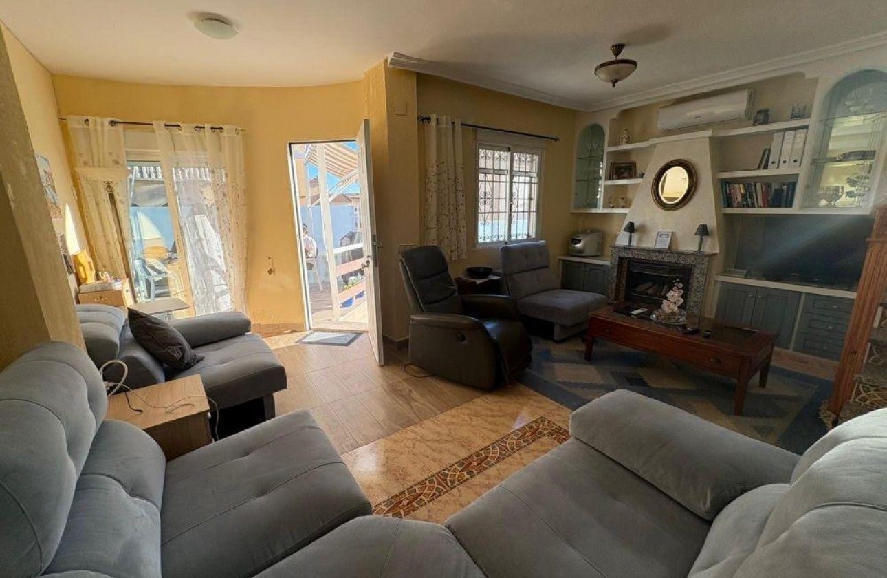 Revente - Maison de ville - Orihuela Costa - Villamartín-Las Filipinas