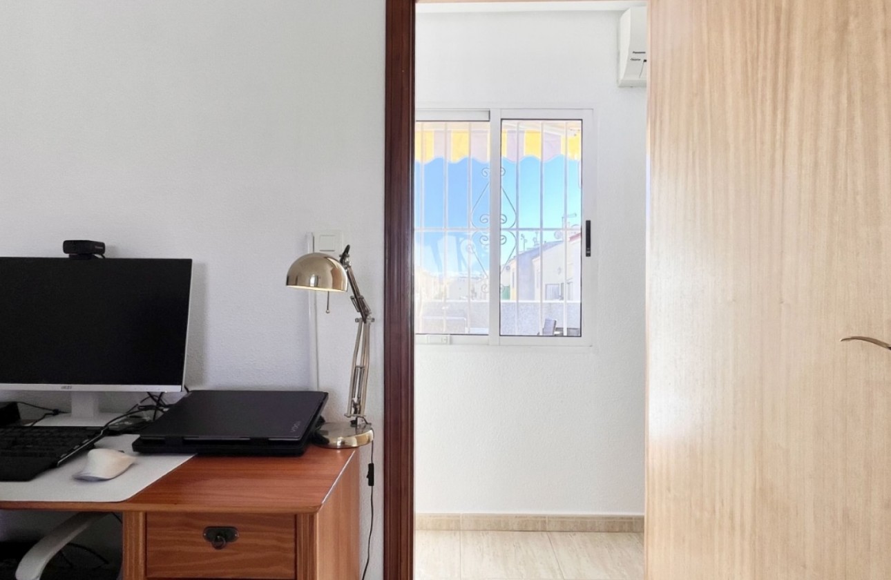 Revente - Maison de ville - Torrevieja - La Siesta - El Salado -  Torreta