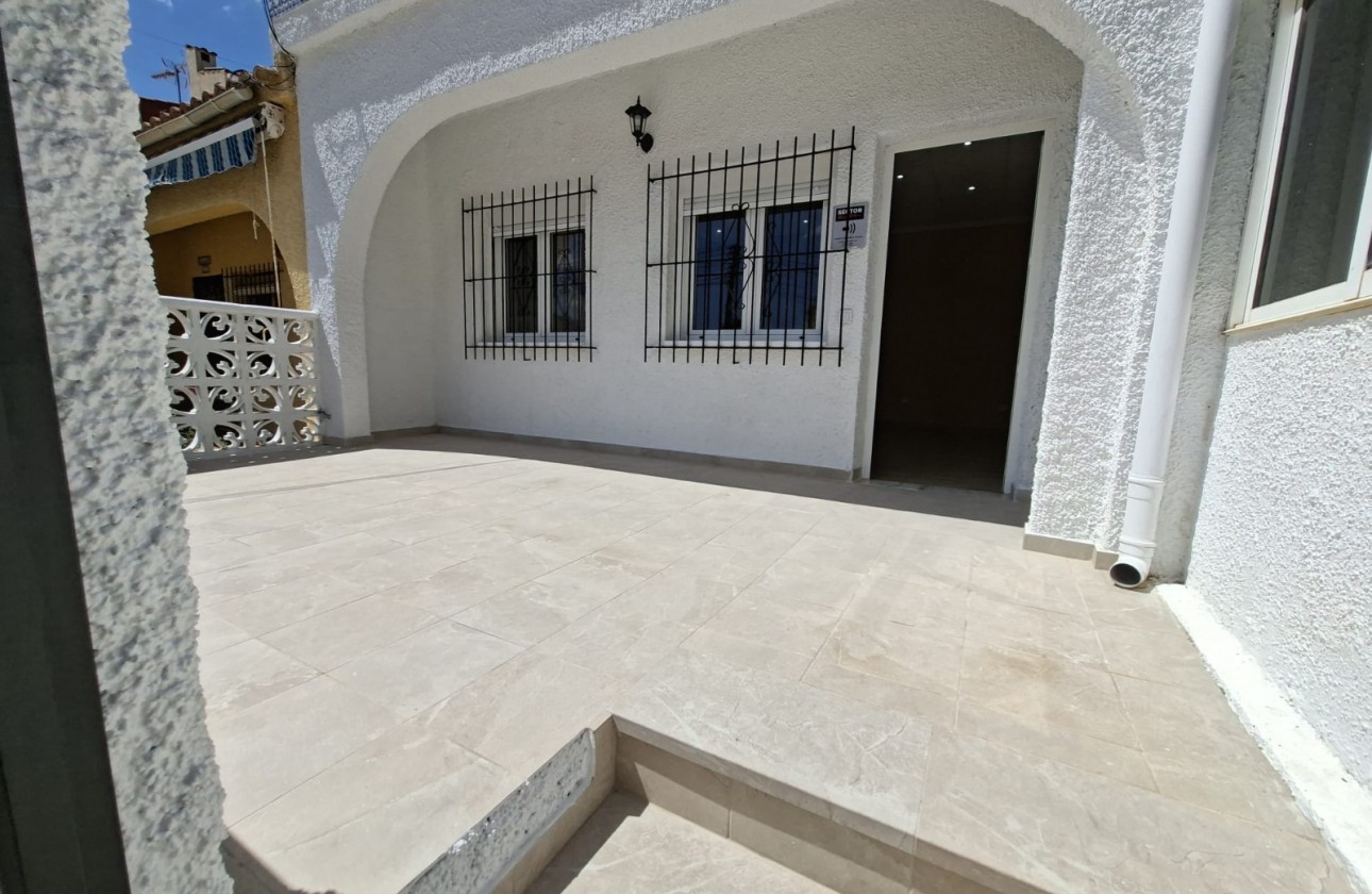 Revente - Maison mitoyenne - La marina - La Marina