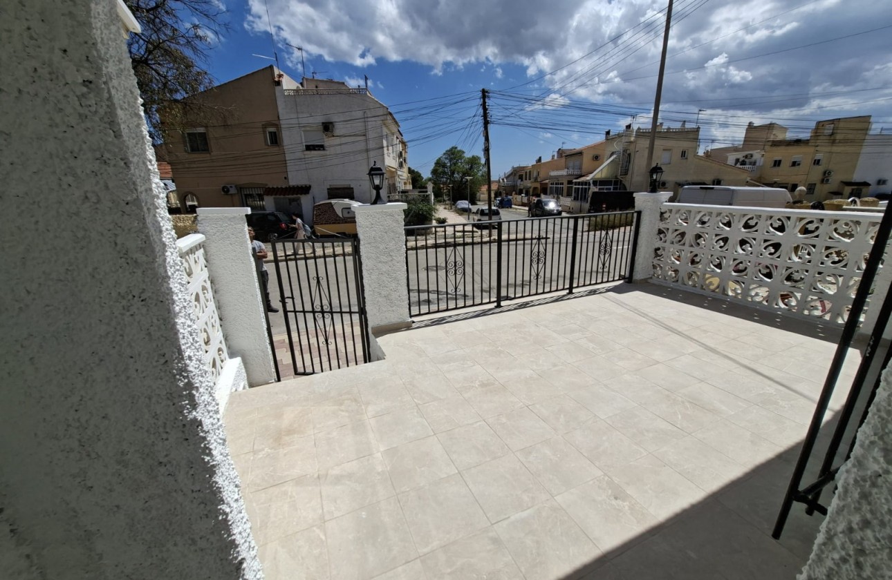 Revente - Maison mitoyenne - La marina - La Marina
