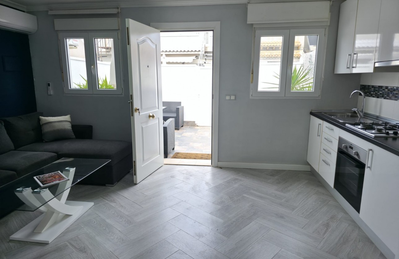 Revente - Maison mitoyenne - La Torreta - Torrevieja