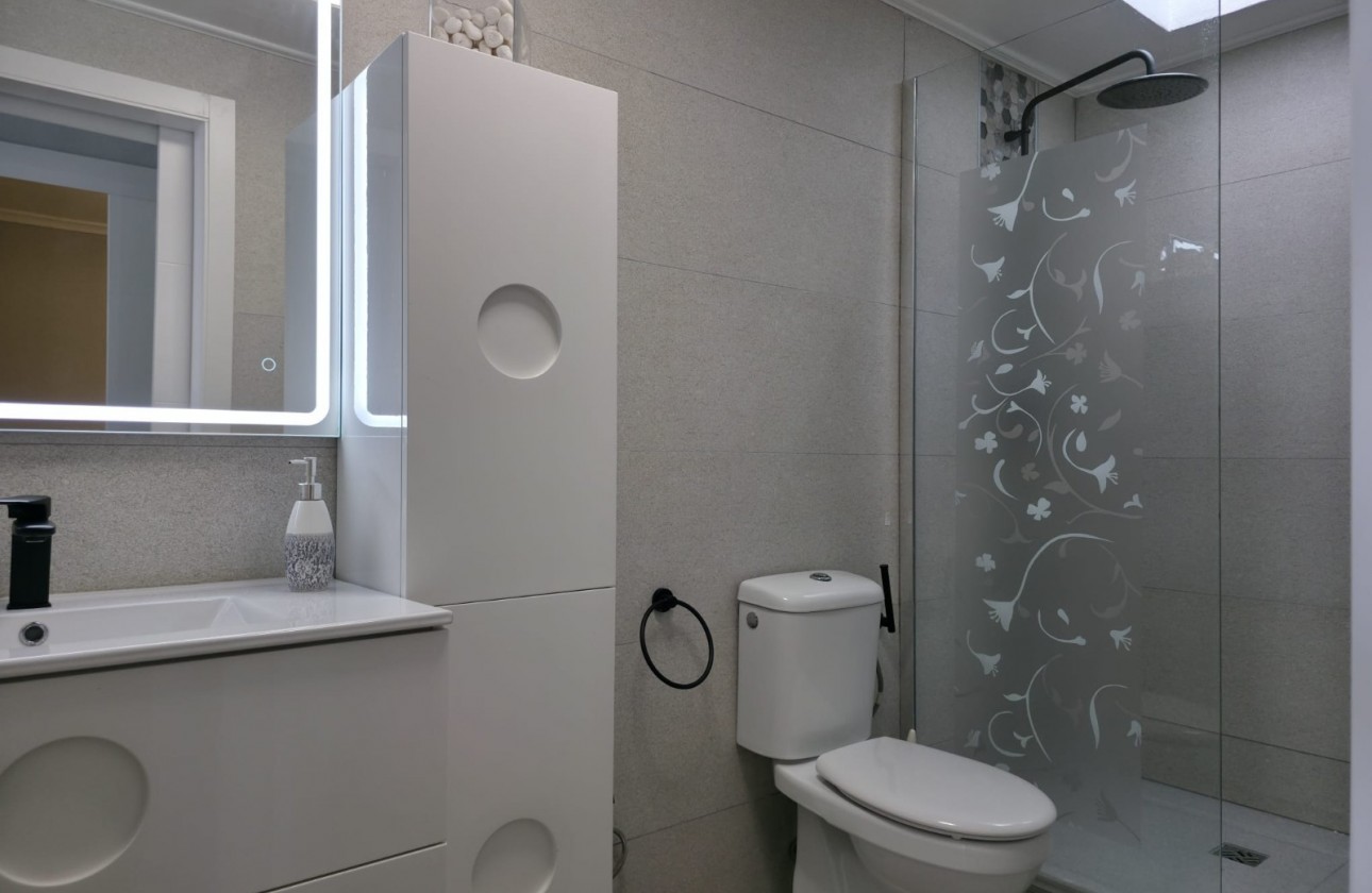 Revente - Maison mitoyenne - La Torreta - Torrevieja