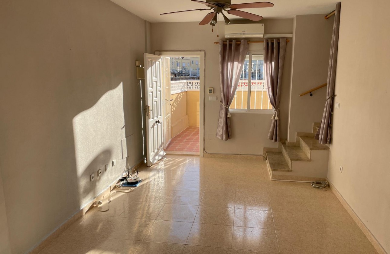 Revente - Maison mitoyenne - Villamartin