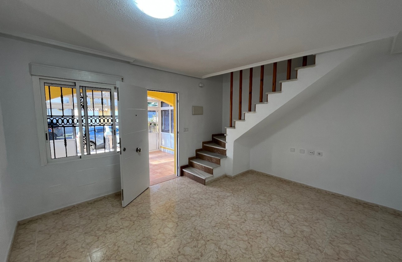 Revente - Quad House - Punta Prima - Serena