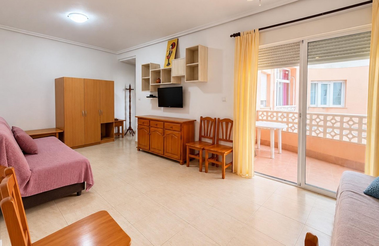 Revente - Studio - Torrevieja - Estacion de autobuses