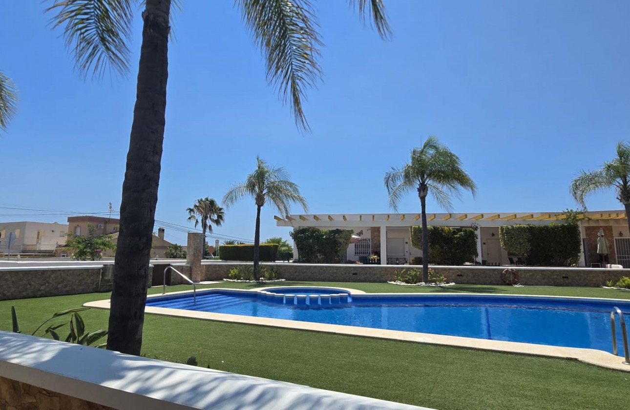 Revente - Terraced house / Townhouse - Orihuela Costa - Mil Palmeras