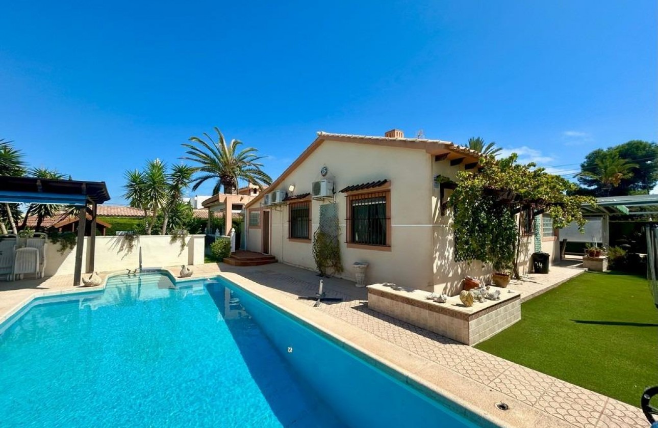Revente - Villa - Orihuela Costa - Cabo Roig