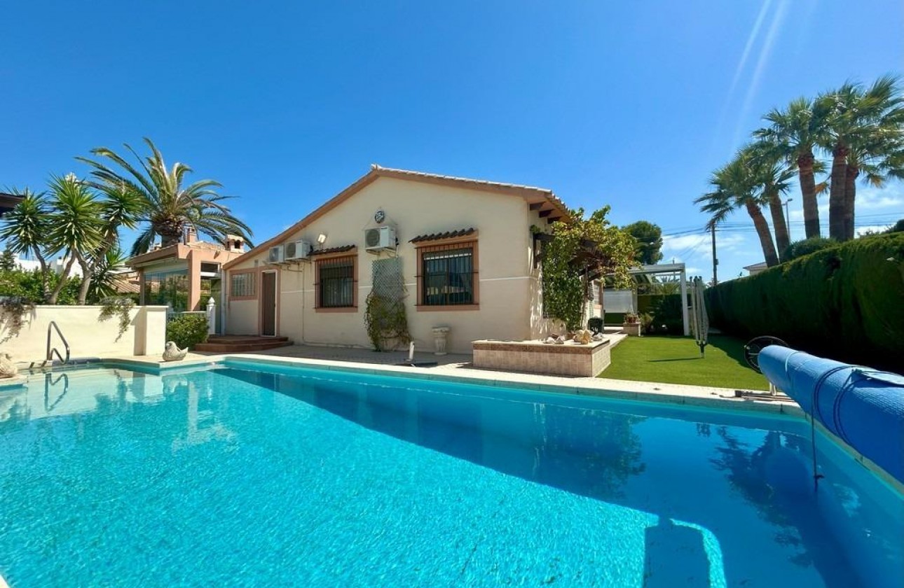 Revente - Villa - Orihuela Costa - Cabo Roig