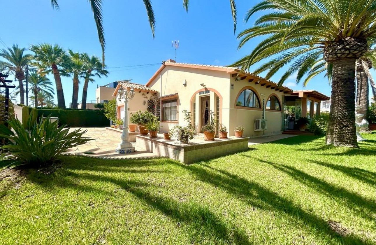 Revente - Villa - Orihuela Costa - Cabo Roig