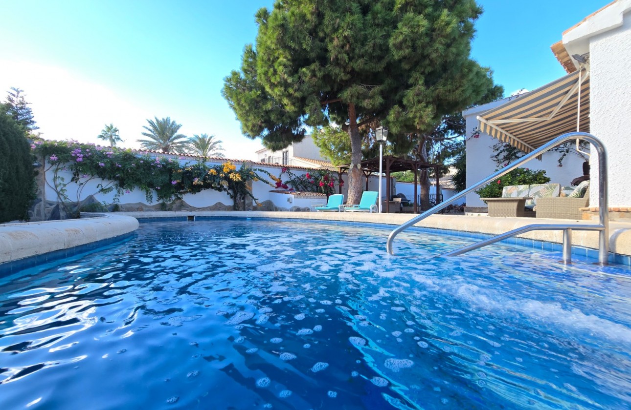 Revente - Villa - Orihuela Costa - Cabo Roig