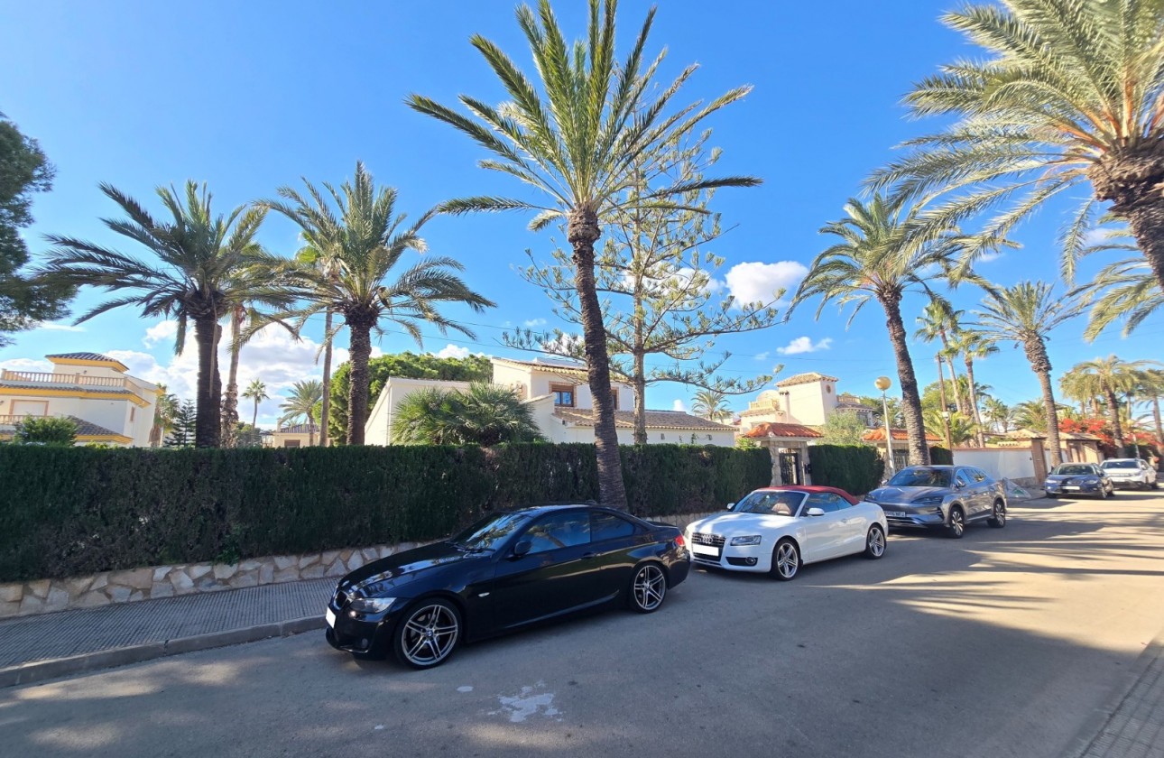 Revente - Villa - Orihuela Costa - Cabo Roig