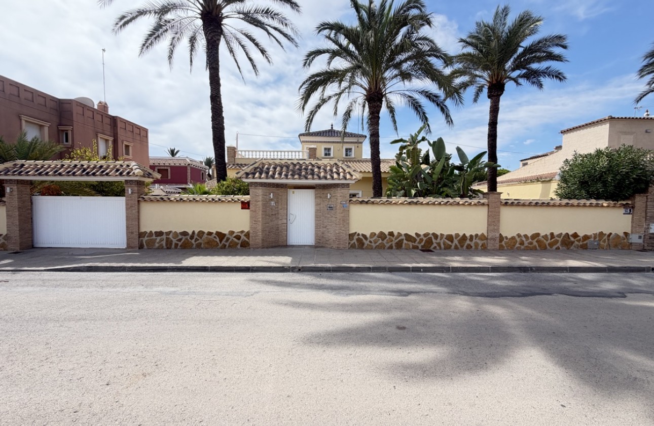 Revente - Villa - Orihuela Costa - Cabo Roig