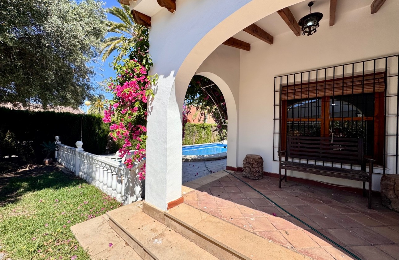 Revente - Villa - Orihuela Costa - Costa Blanca