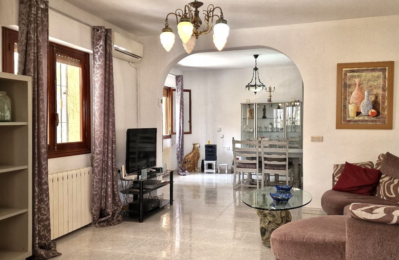 Revente - Villa - Orihuela Costa - Inland