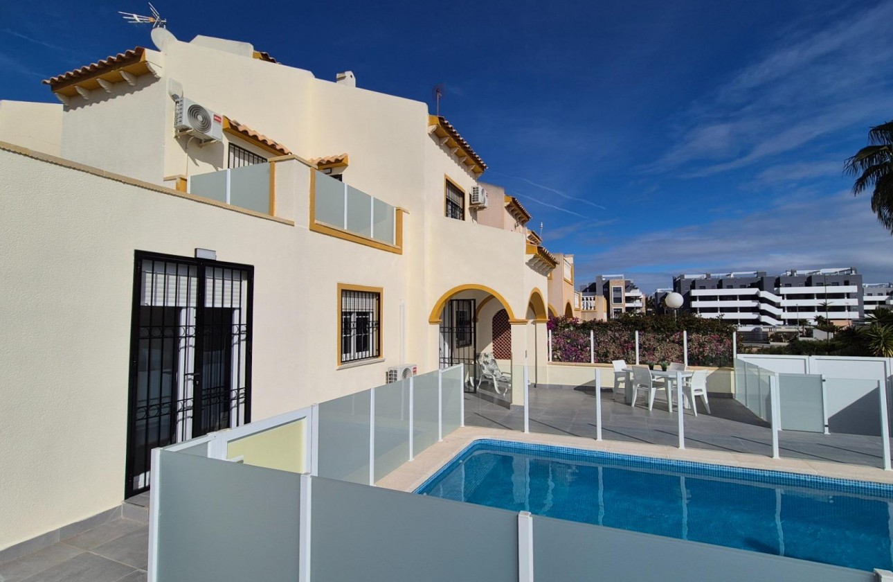 Revente - Villa - Orihuela Costa - La Zenia