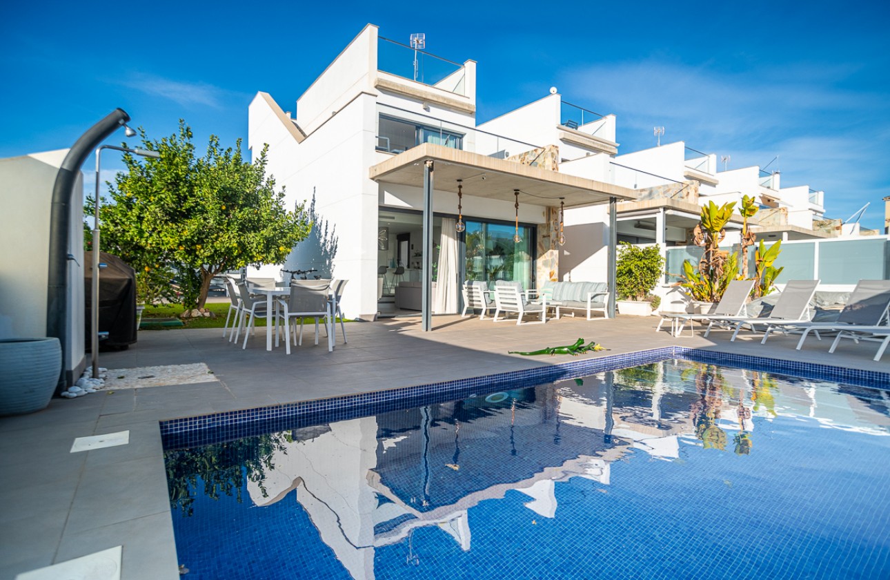 Revente - Villa - Orihuela Costa - Lomas De Cabo Roig