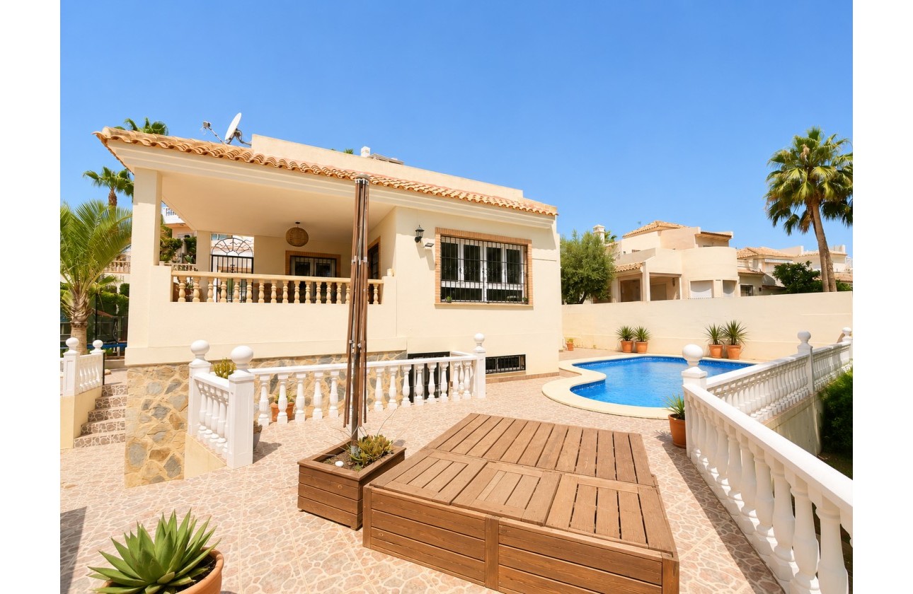 Revente - Villa - Orihuela Costa - Lomas De Campoamor-las Ramblas