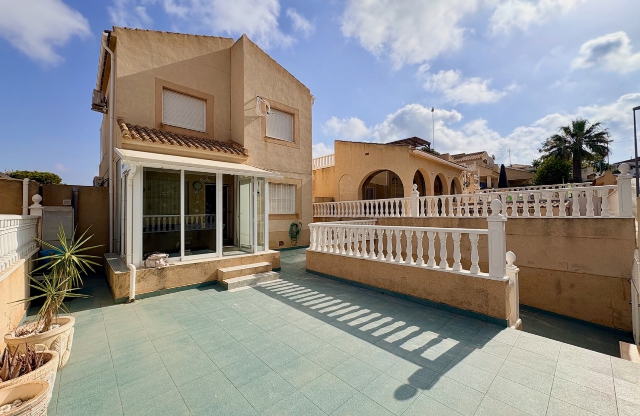 Revente - Villa - Orihuela Costa - Los Balcones