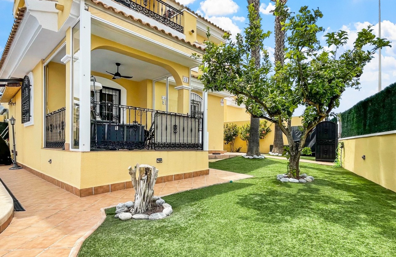 Revente - Villa - Orihuela Costa - Los Dolses