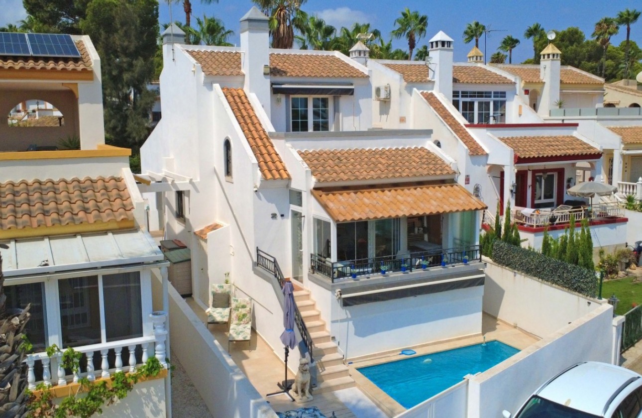 Revente - Villa - Orihuela Costa - Villamartín