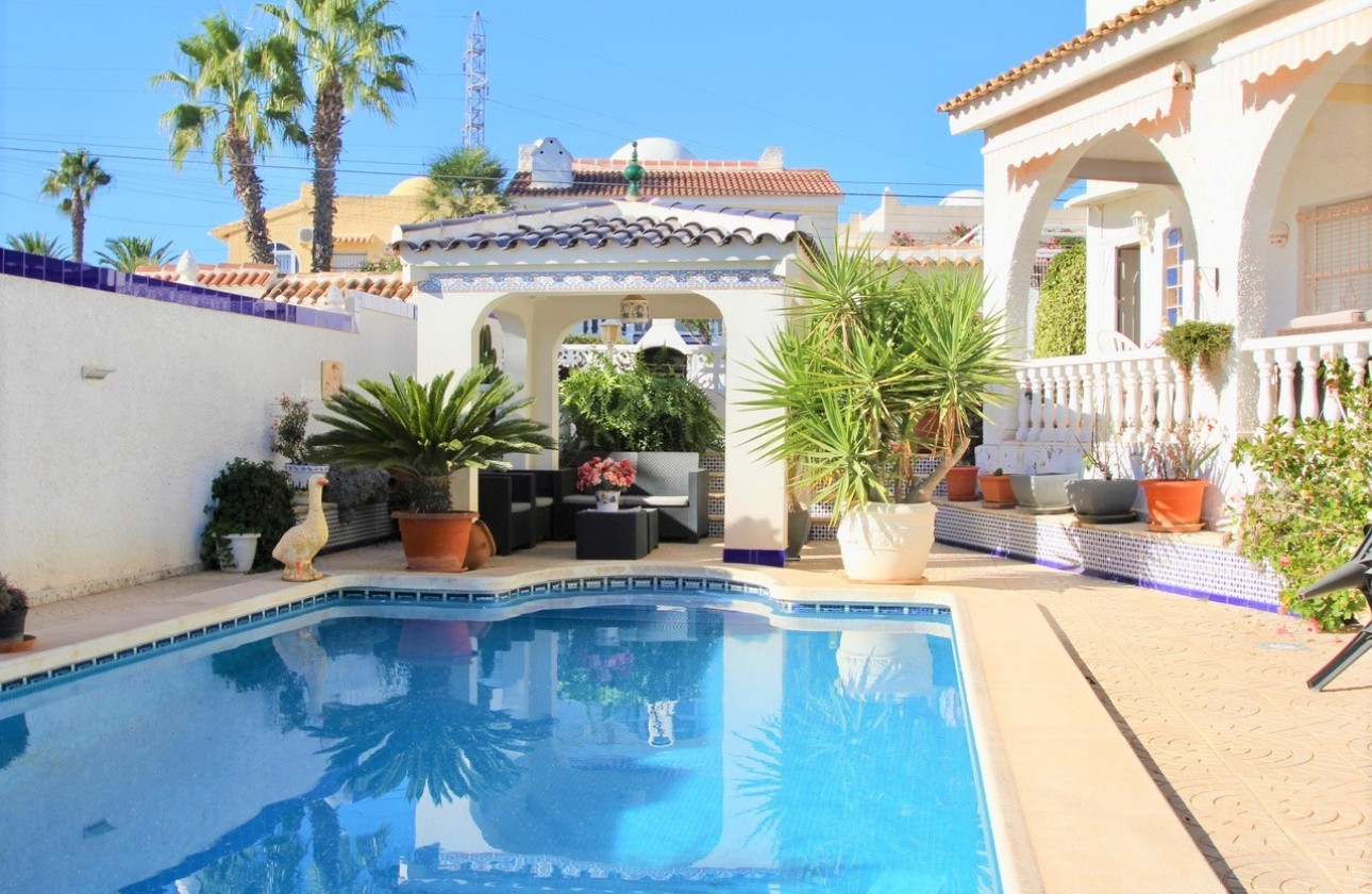 Revente - Villa - Orihuela Costa - Villamartín