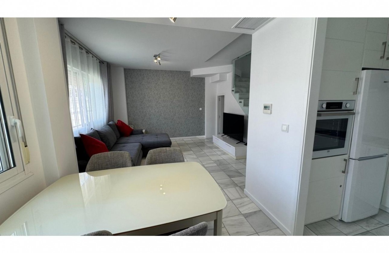 Revente - Villa - Torrevieja - Aguas nuevas 1