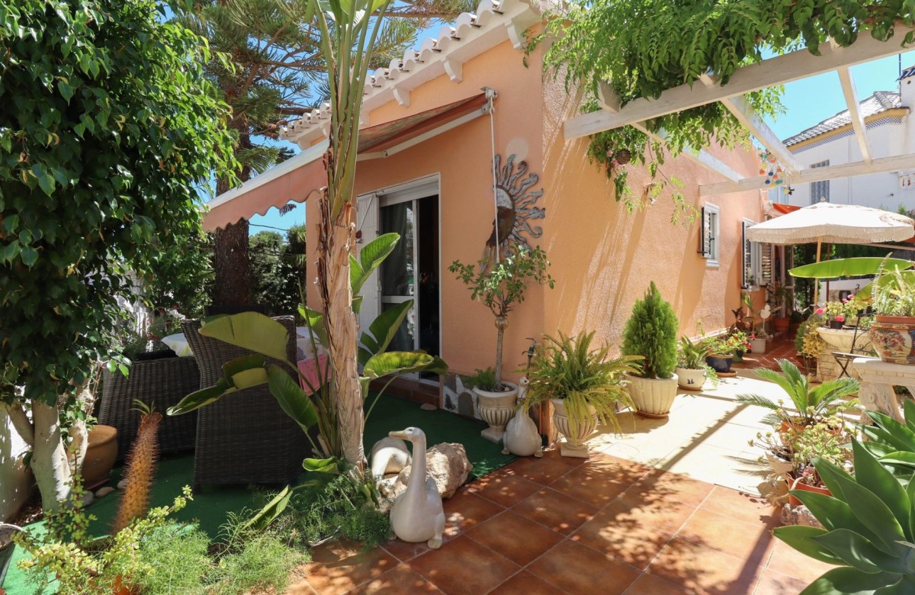 Revente - Villa - Torrevieja - Los altos