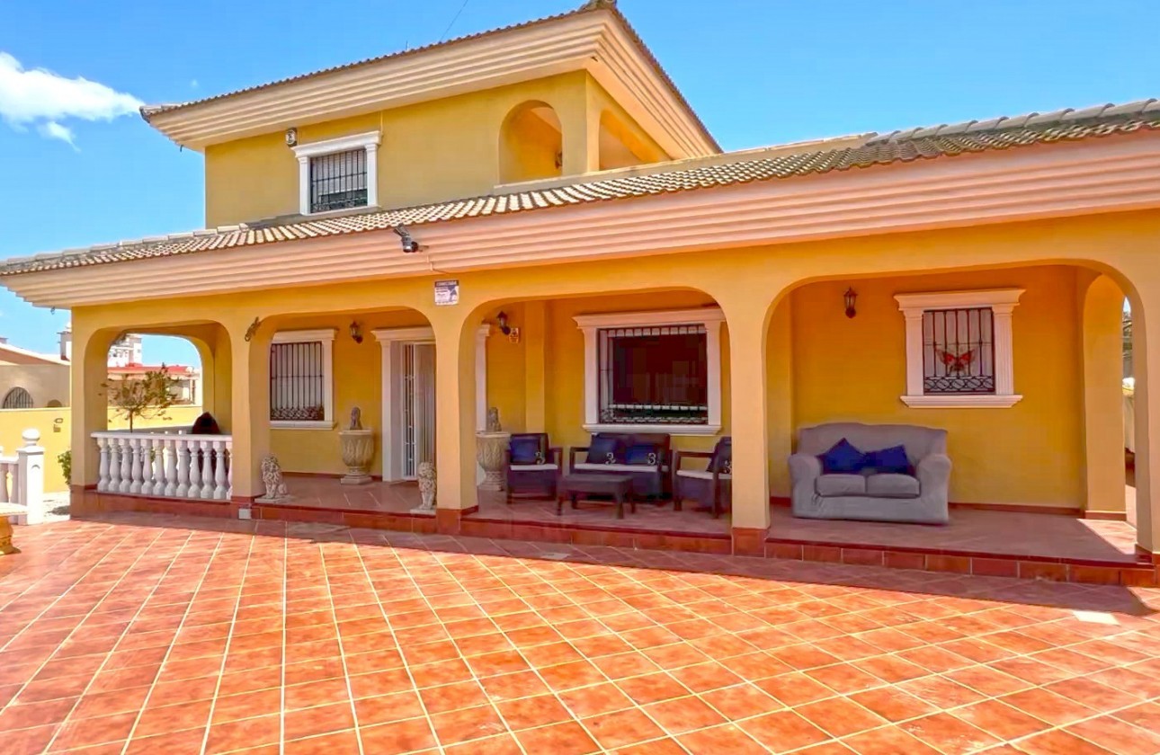 Revente - Villa - Torrevieja - Los Balcones - Los Altos del Edén