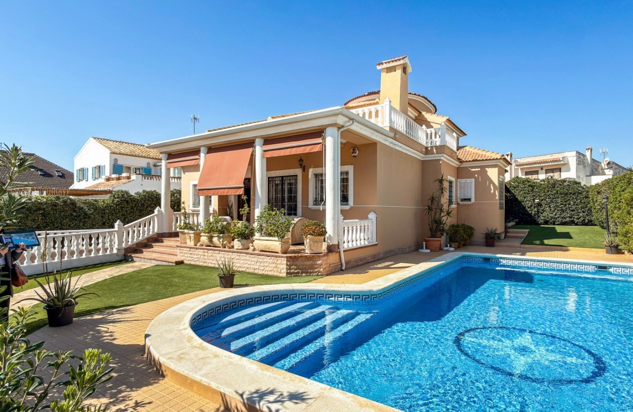 Revente - Villa - Torrevieja - Torrelamata - La Mata