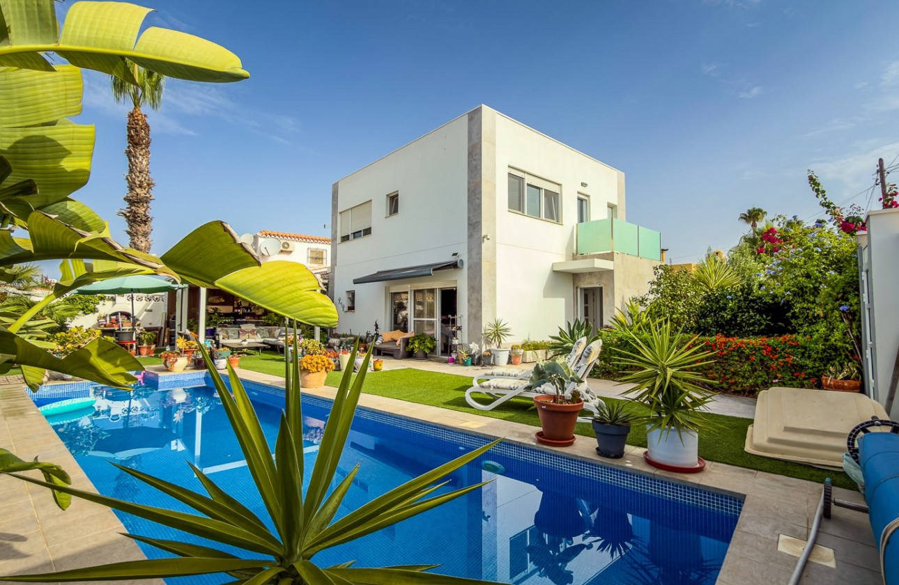 Revente - Villa - TORREVIEJA - Torreta - Florida