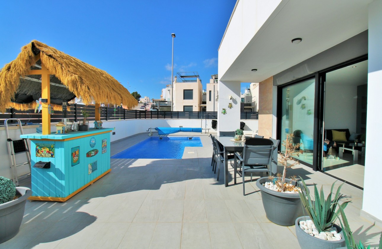 Revente - Villa - Villamartin