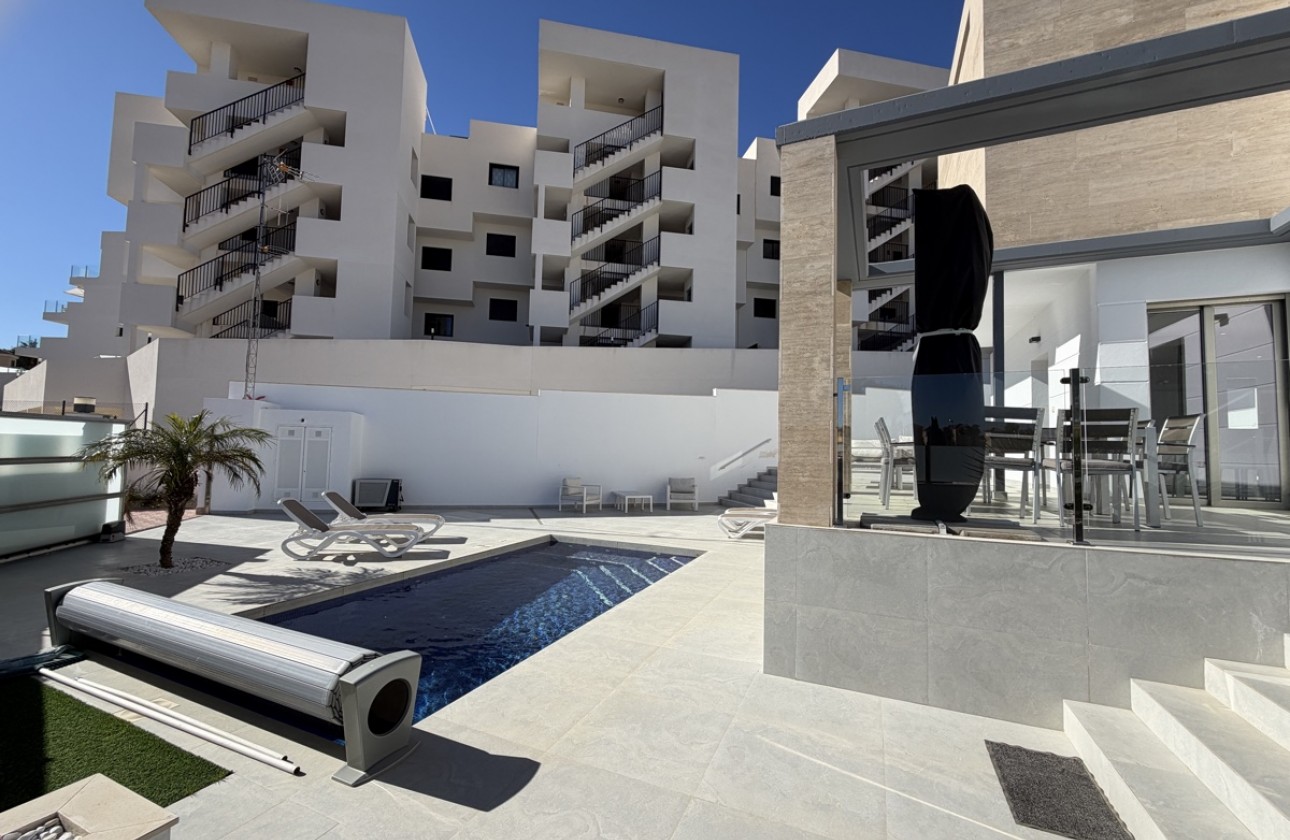 Revente - Villa - Villamartin