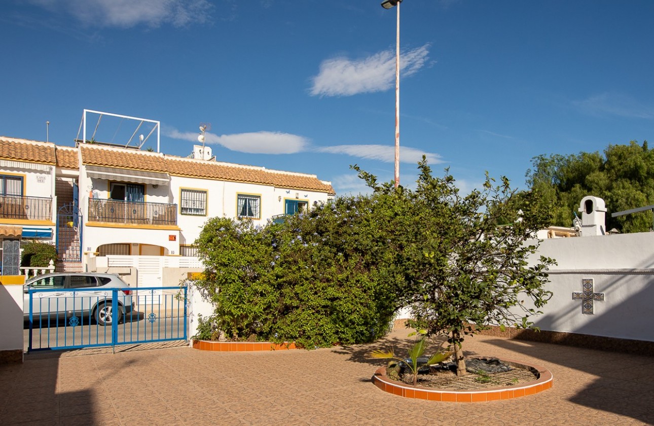 Segunda Mano - Adosado - Torrevieja - Jardin Del Mar