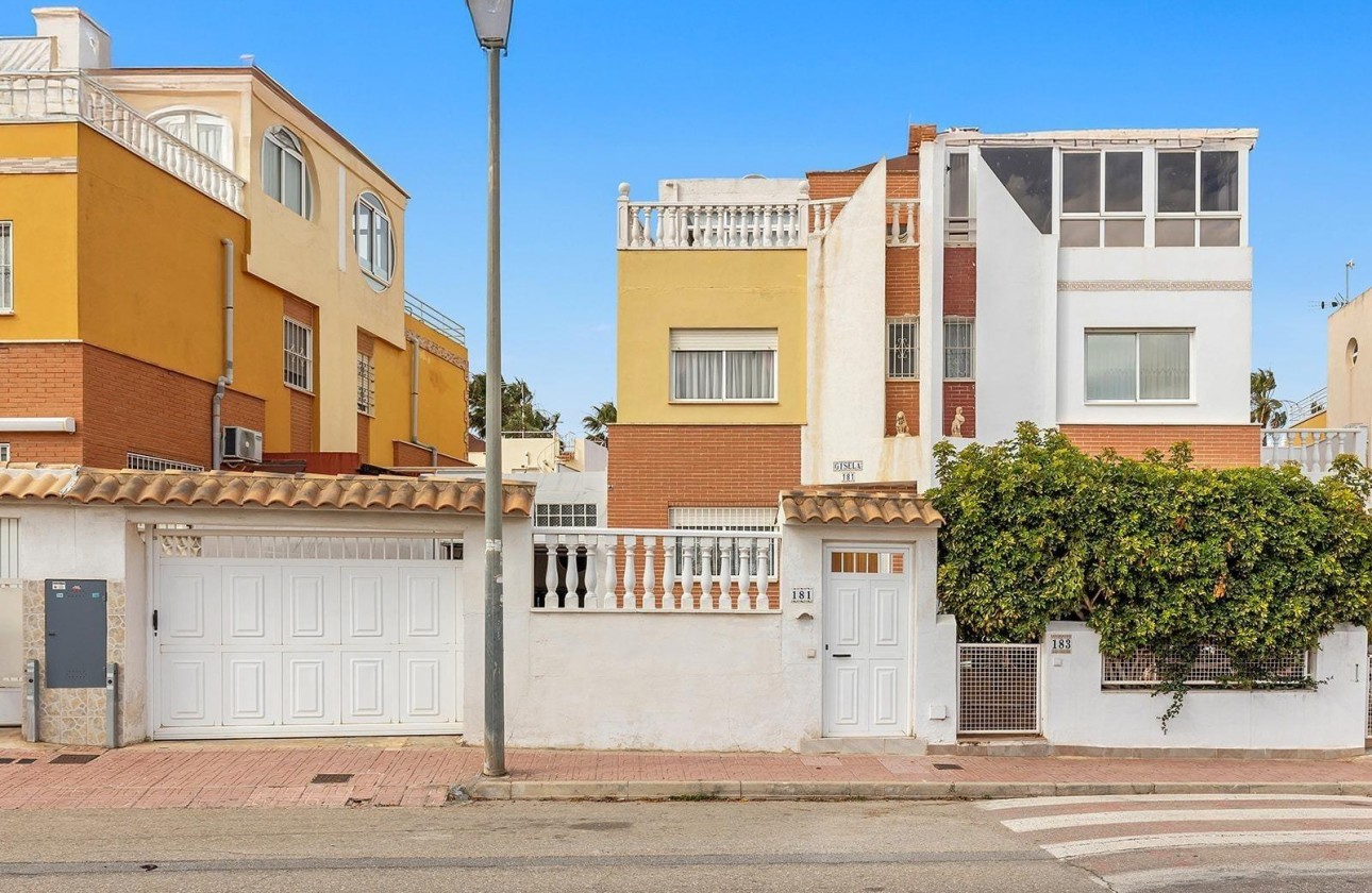 Segunda Mano - Adosado - Torrevieja - Los Balcones - Los Altos del Edén
