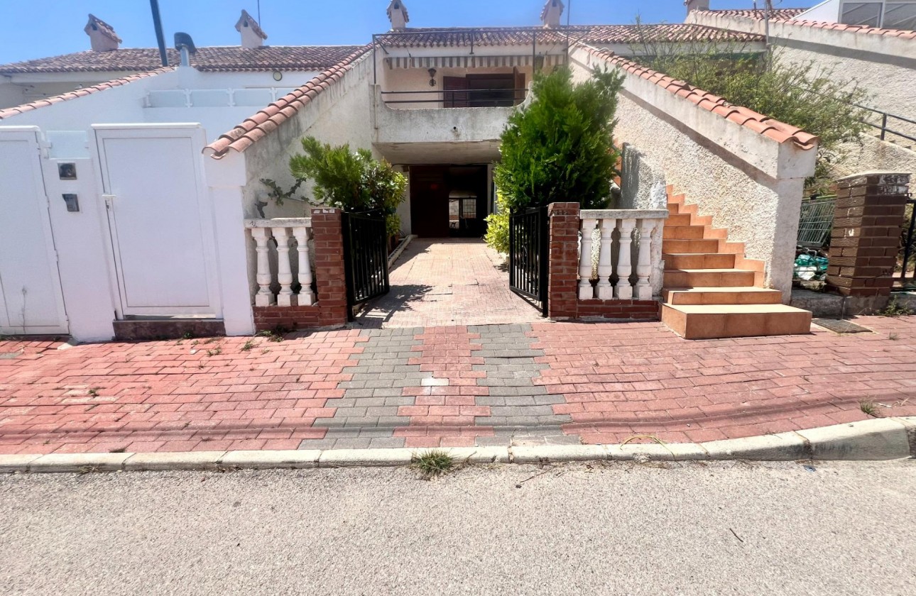 Segunda Mano - Adosado - Torrevieja - Los balcones