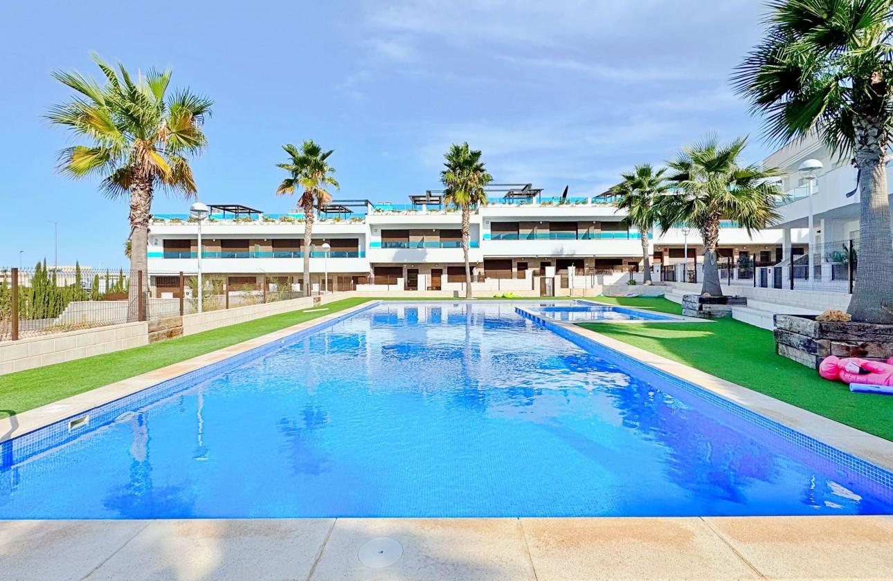 Segunda Mano - Adosado - Torrevieja - Los balcones