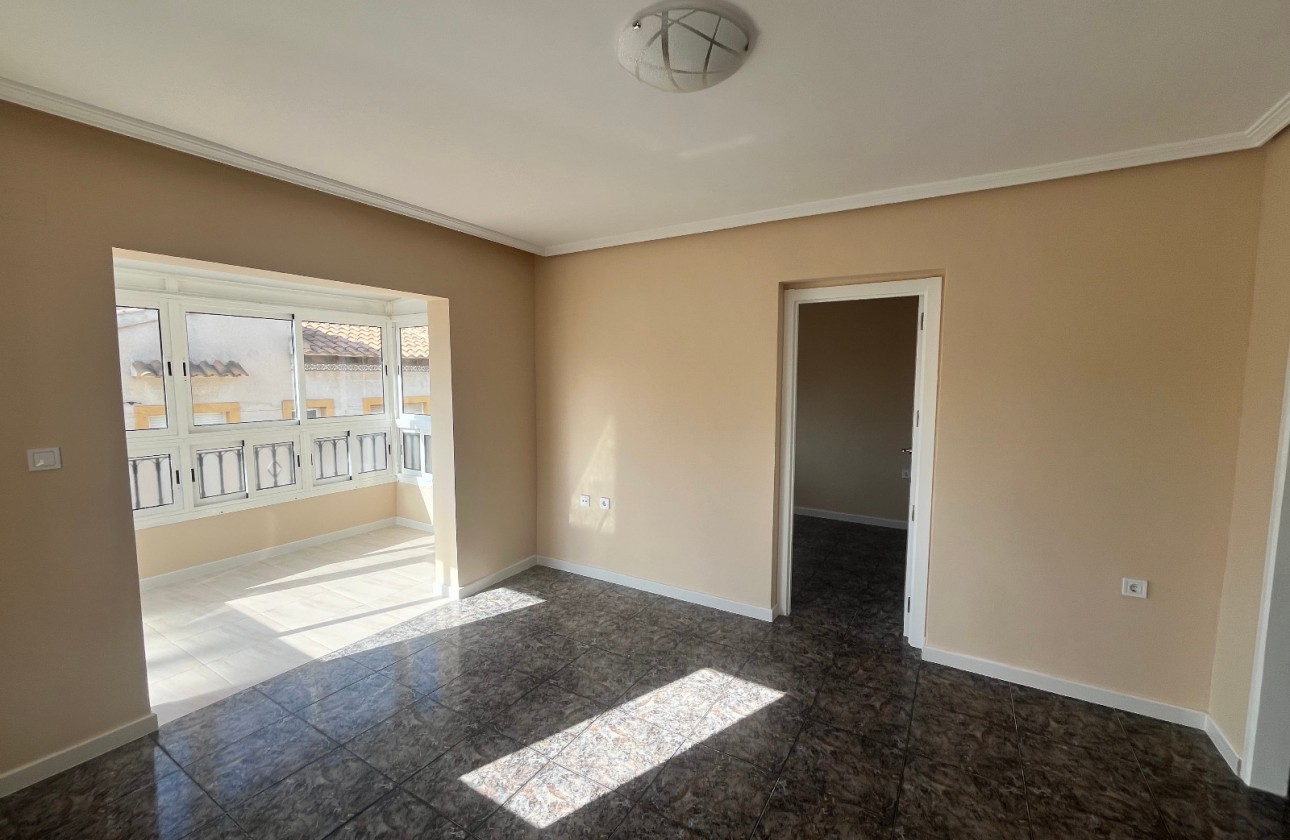 Segunda Mano - Apartamento - Playa Flamenca - Res. San Antonio