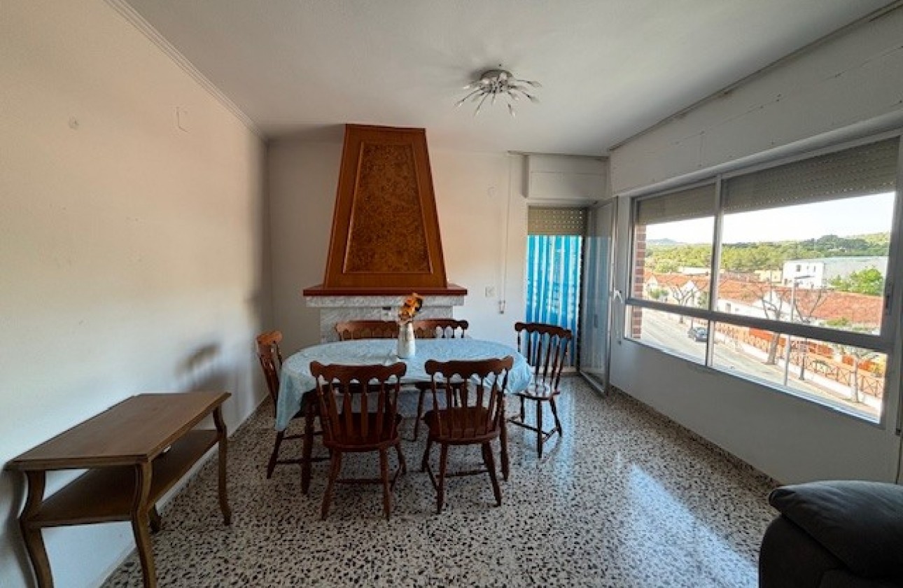 Segunda Mano - Apartamento - Salinas