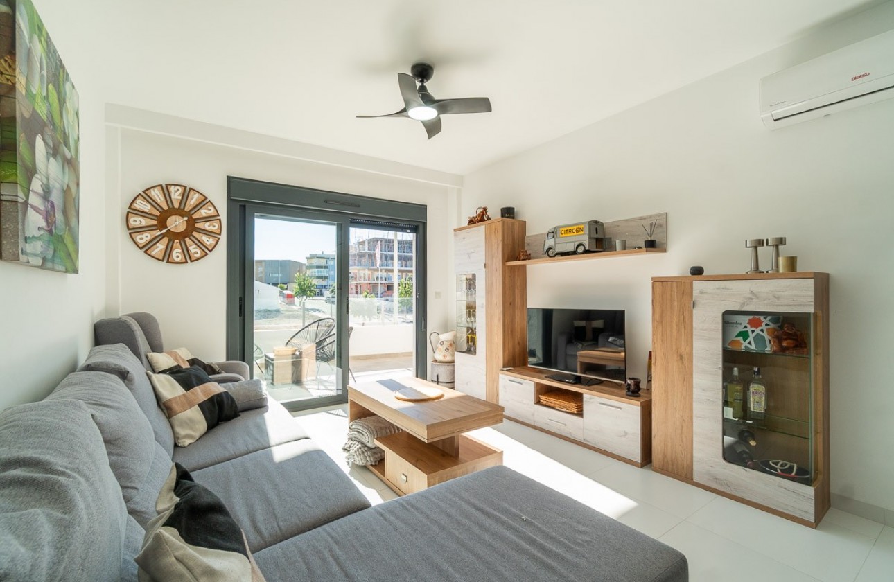 Segunda Mano - Apartamento - San Miguel de Salinas - San Miguel Salinas