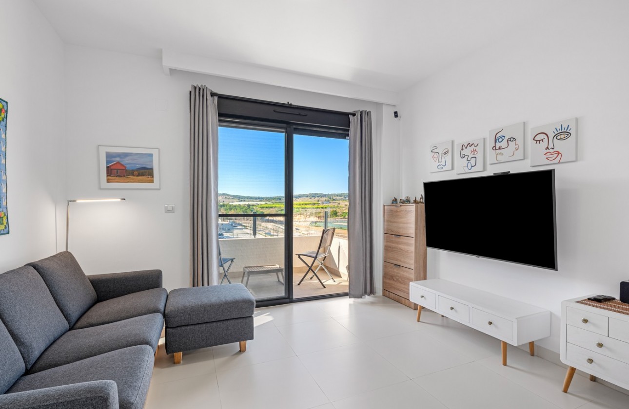 Segunda Mano - Apartamento - San Miguel de Salinas - San Miguel