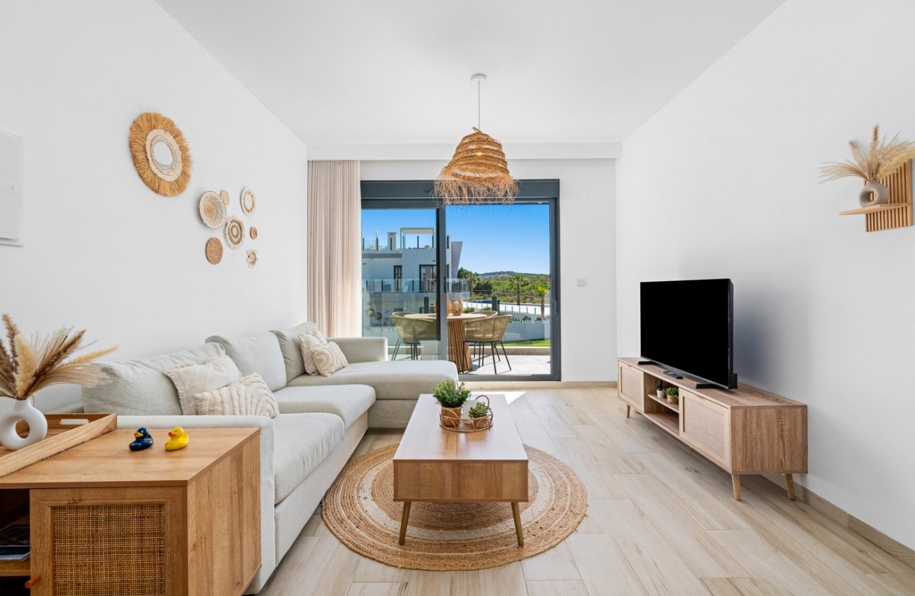 Segunda Mano - Apartamento - San Miguel de Salinas - San Miguel