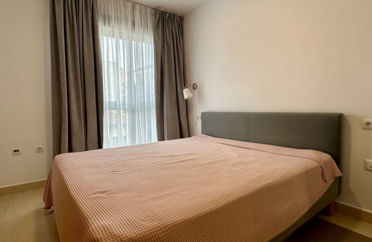 Segunda Mano - Apartamento - San Miguel de Salinas