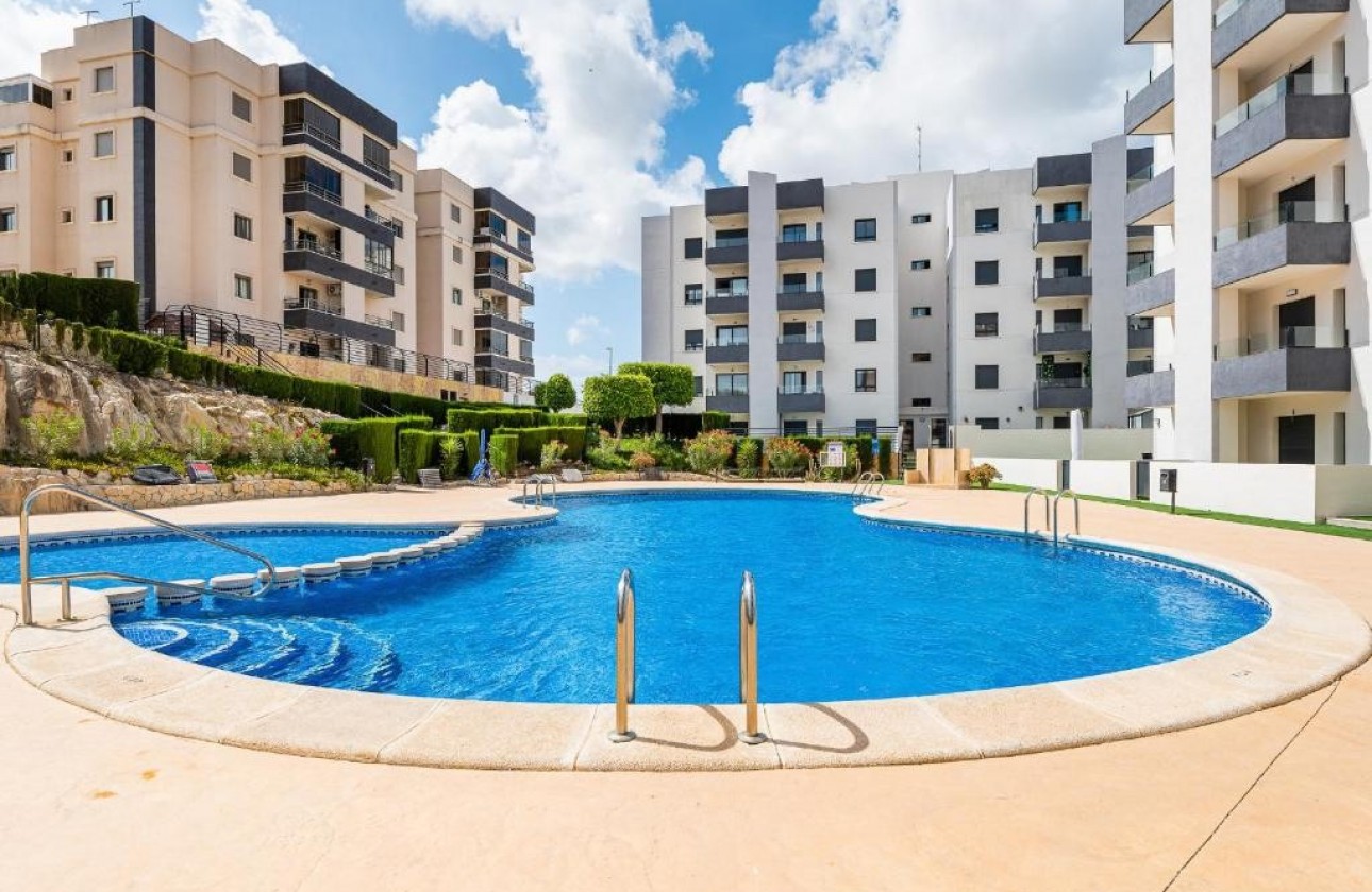 Segunda Mano - Apartamento - San Miguel de Salinas