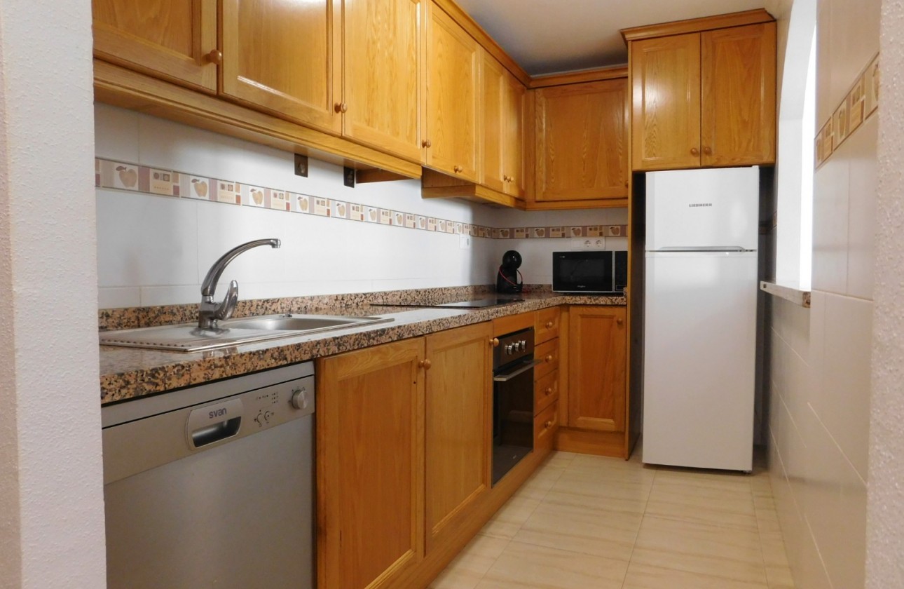 Segunda Mano - Apartamento - San Miguel de Salinas